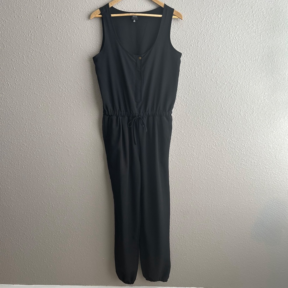 Black Saks Fifth Avenue sleeveless black pantsuit jump‎ suit one piece romper